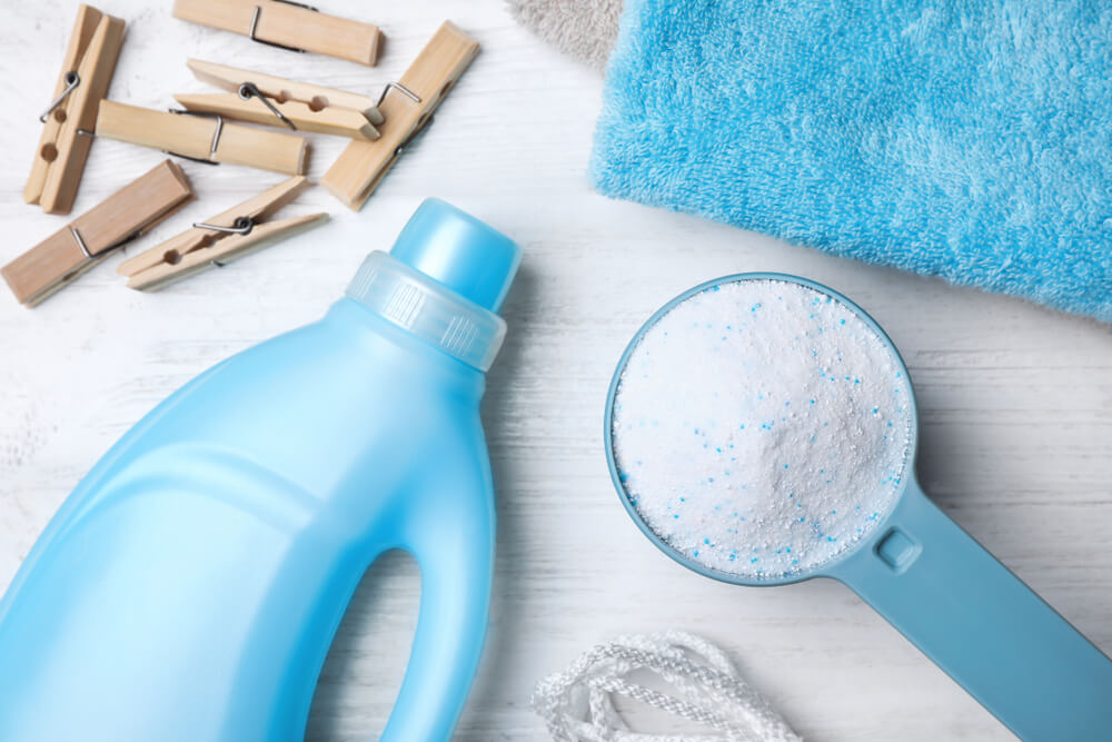Should-I-Use-Liquid-or-Powder-Detergent